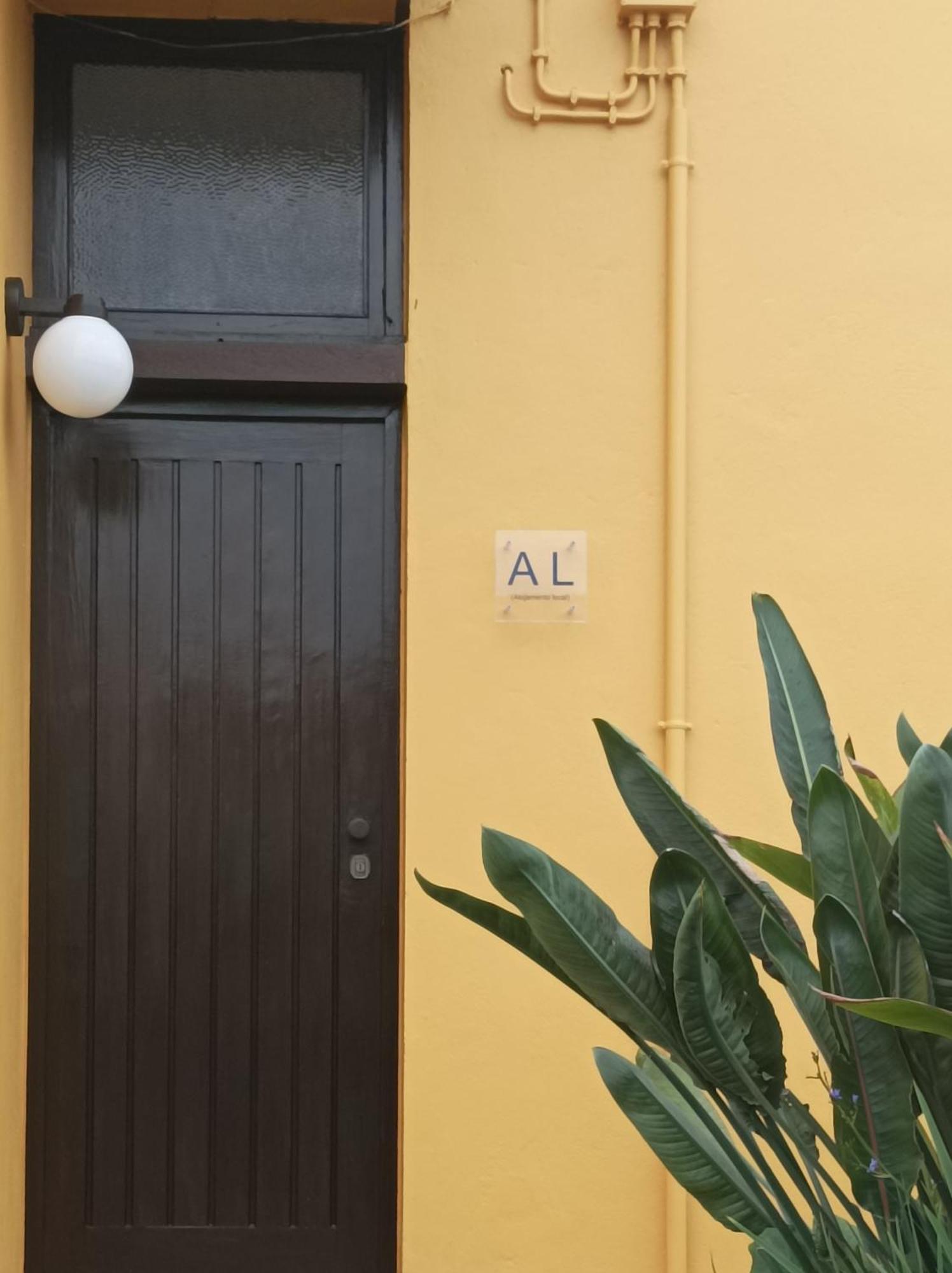Yellow House Senhora da Hora Exterior foto